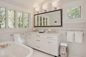 large-bathroom-mirror
