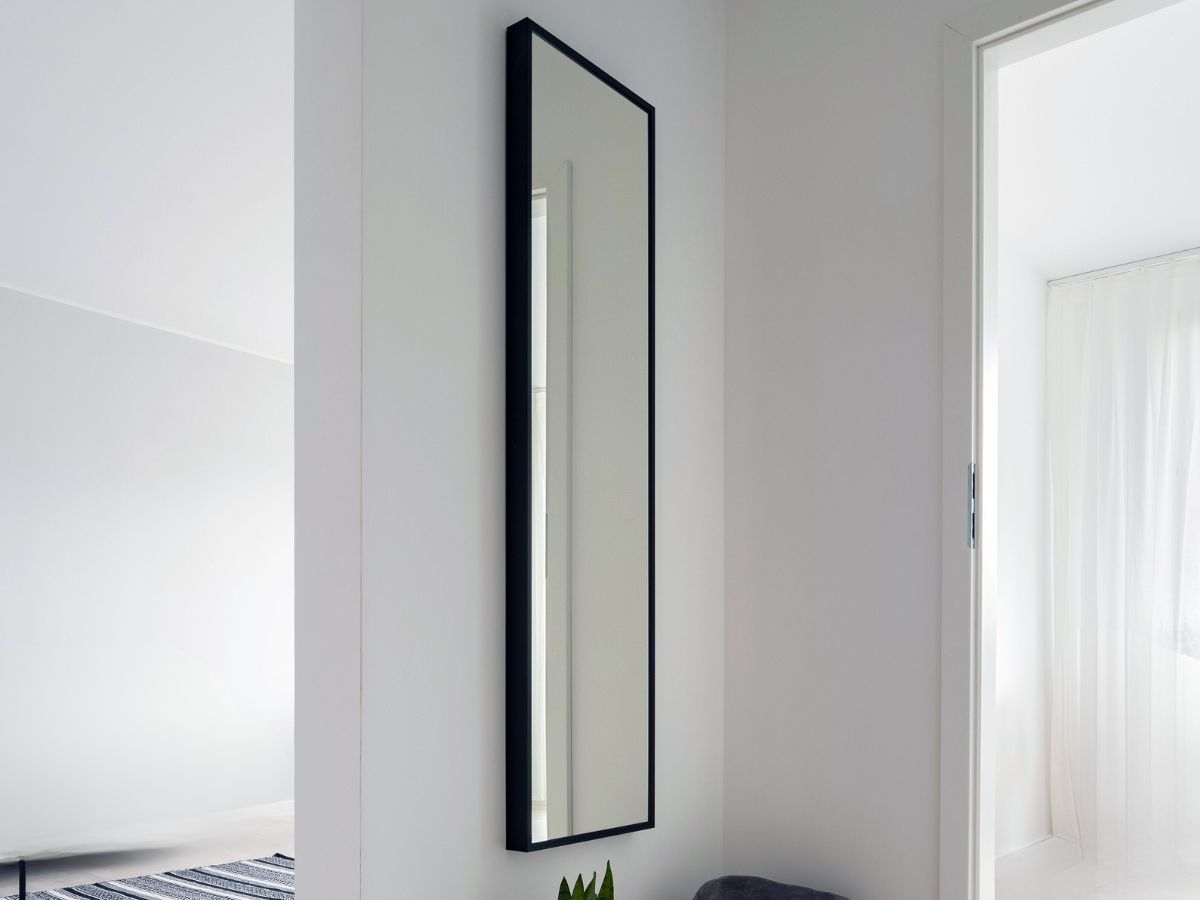 MAL-0518 Black Framed Mirror For Office