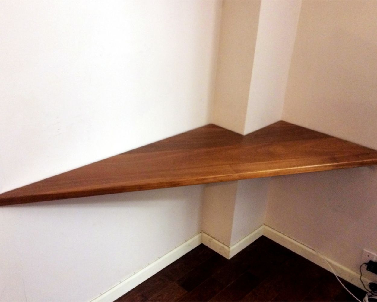 DT-90274-Custom shape mahogany table top
