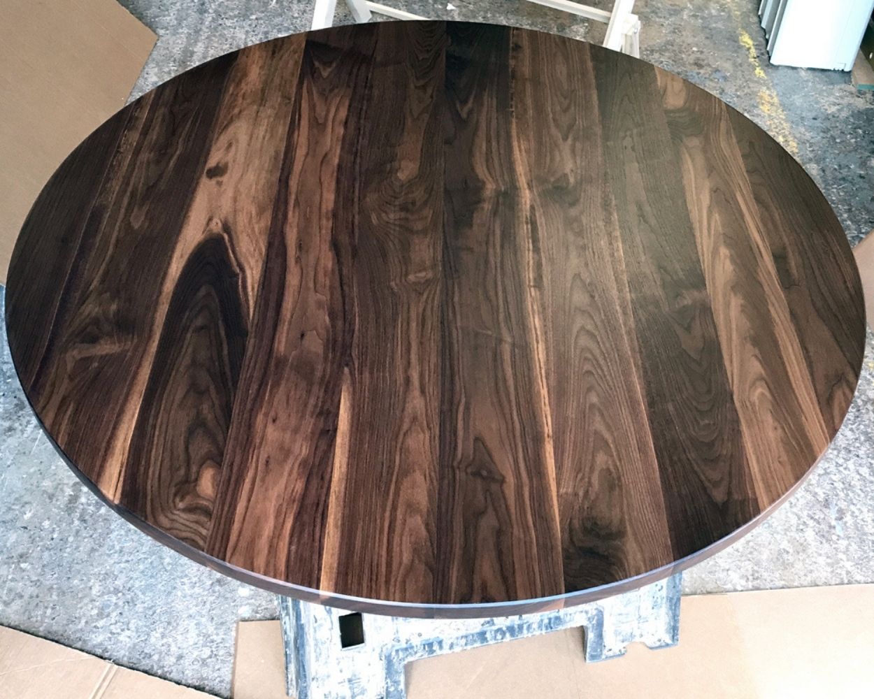 DT-90315-60-inch wide round walnut table top