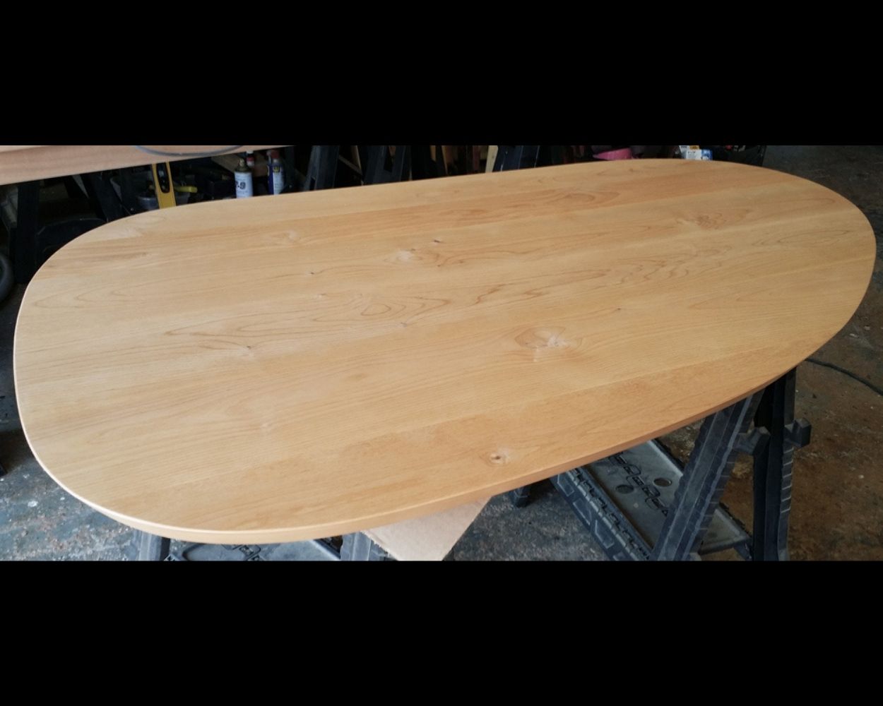 DT-90298 - Asymmetrical shape table top made with supreme alder wood