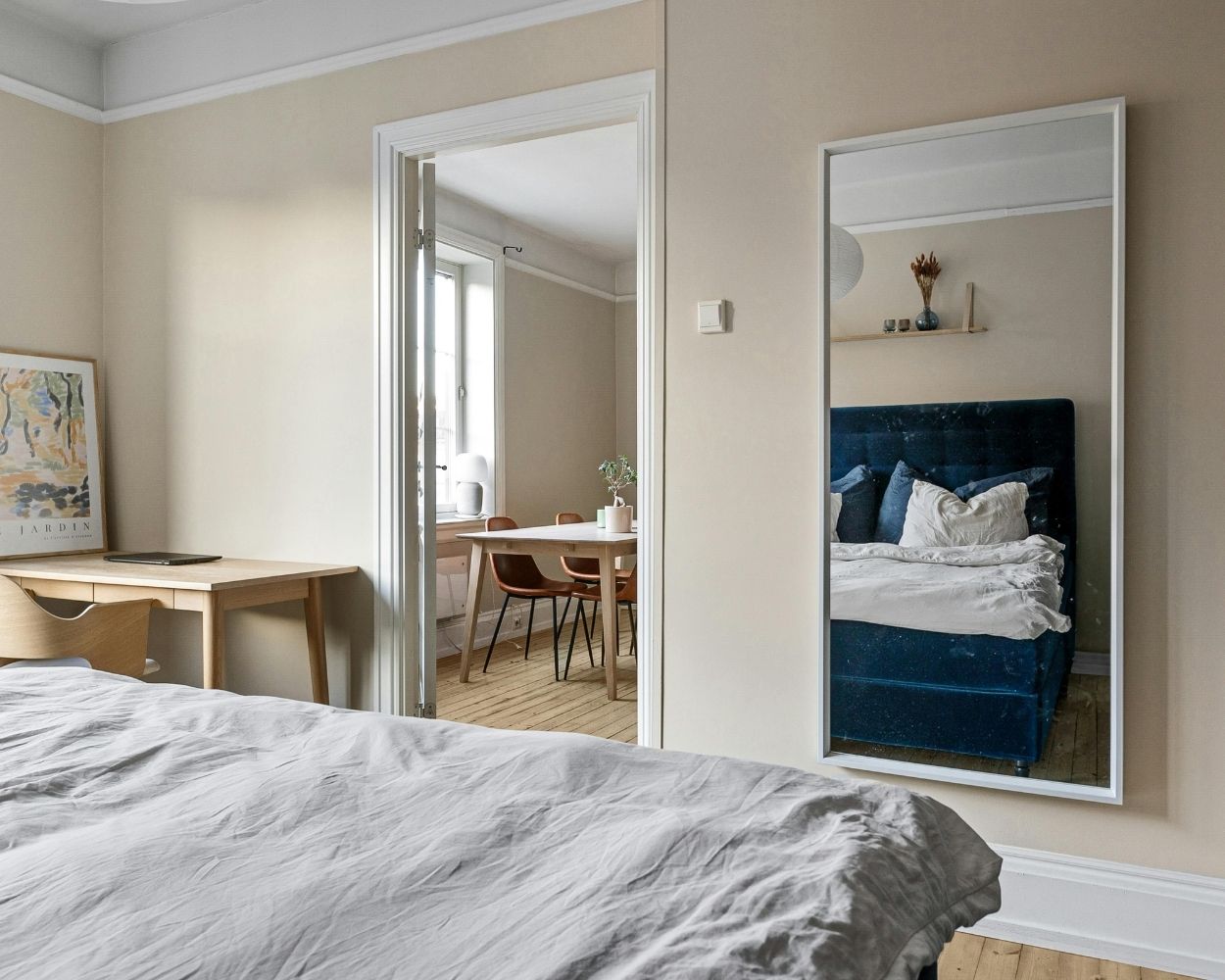 MAL-0861 White Framed Mirror For Bedroom