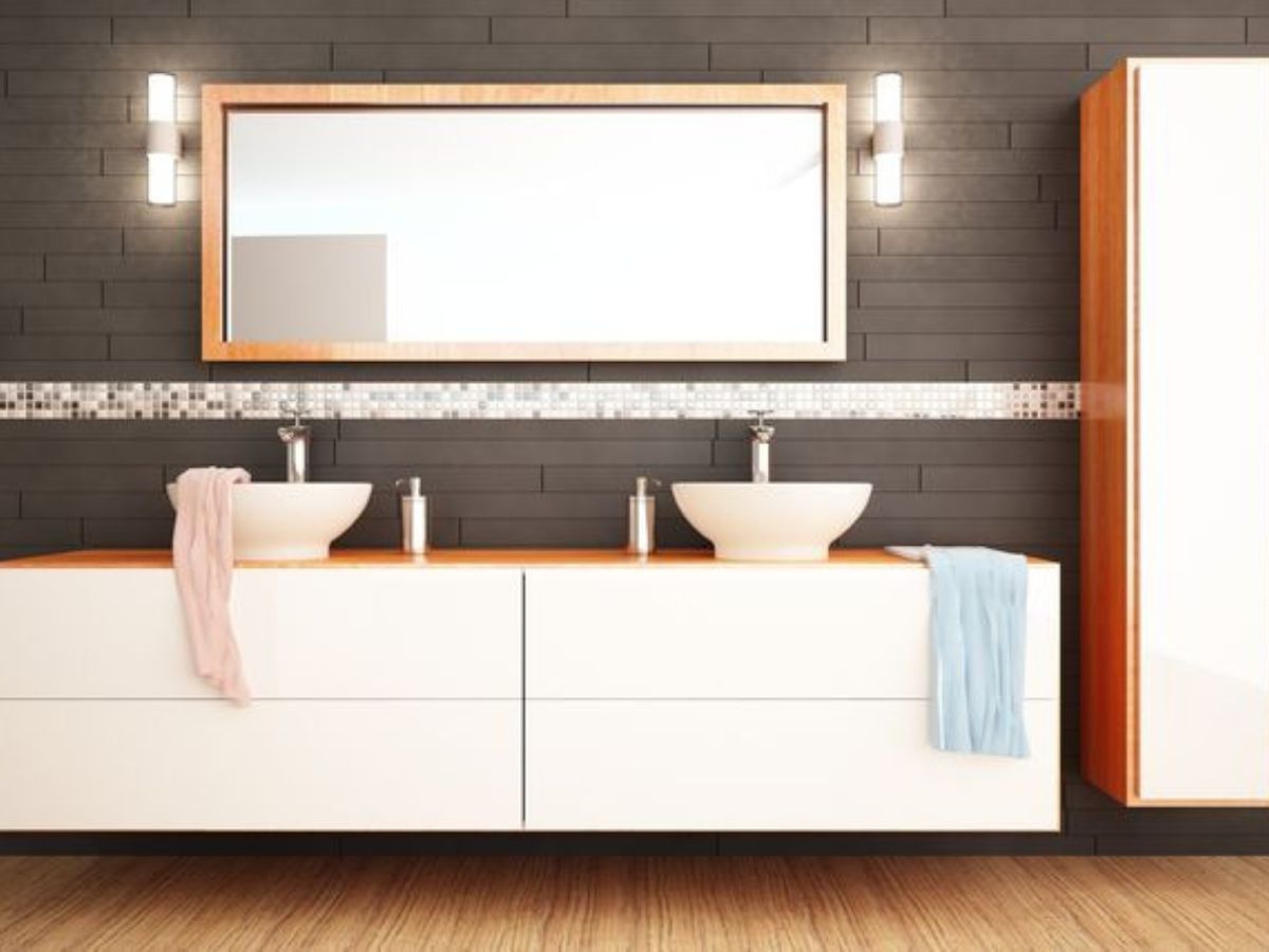 Bathroom mirror with brown frame