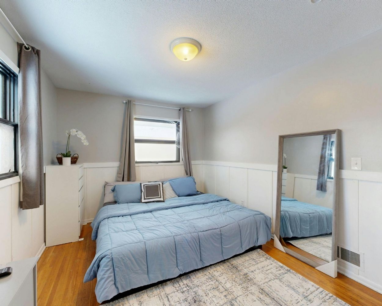 MAL-0372 Silver Framed Mirror for Bedroom