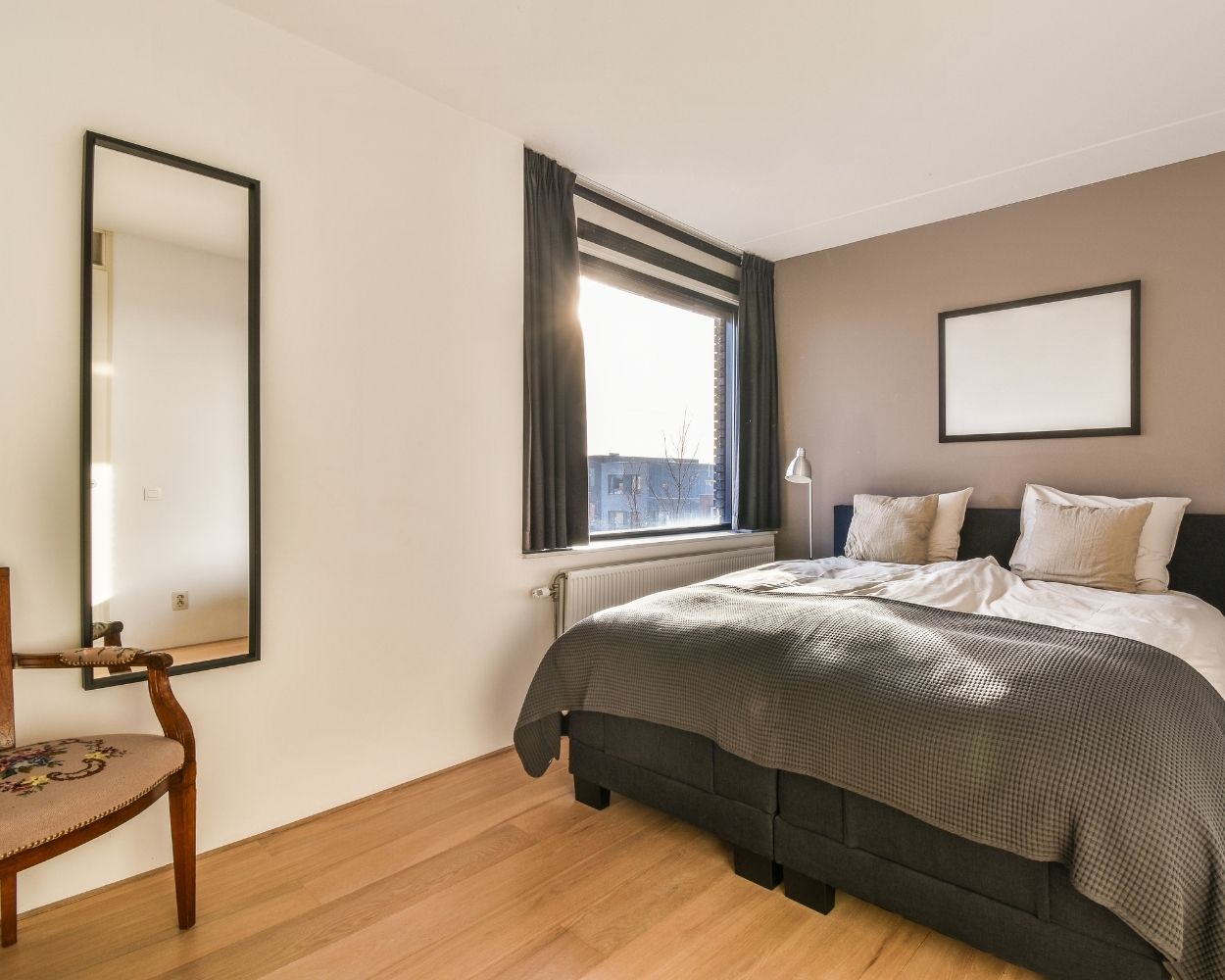 MAL-1295 Black Framed Mirror For Bedroom