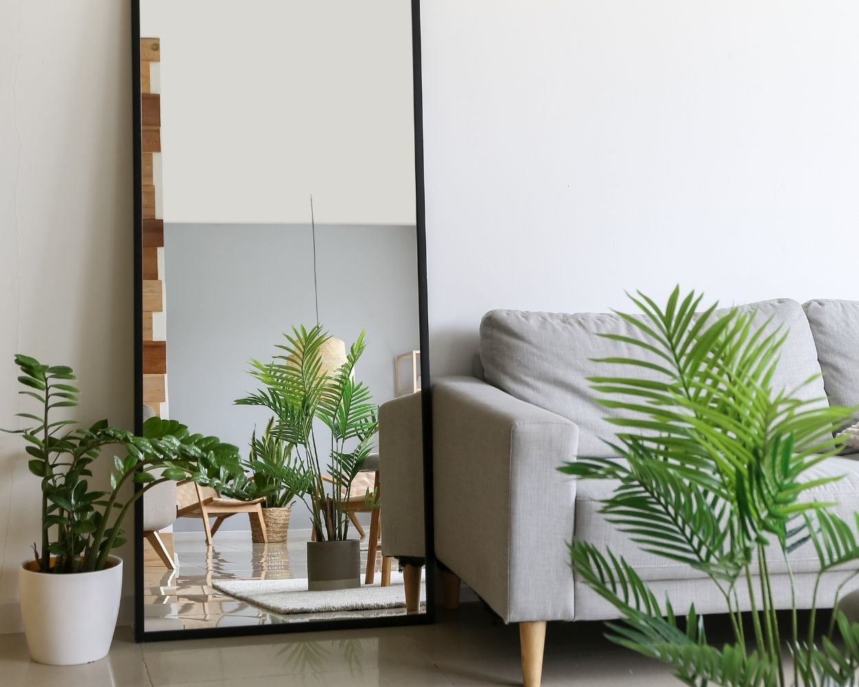 MAL-0367 Black Framed Mirror For Living Room